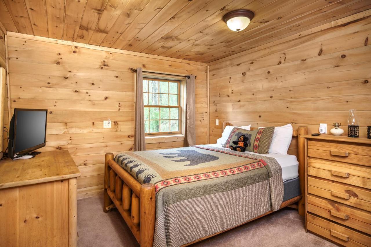 Glori'S Retreat, Game Room, 1089 Of Free Attraction Tickets For Each Paid Day, Dollywood And More Pigeon Forge Exterior foto